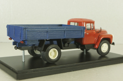 Зил-138 бортовой, газобаллонный 1960, красный/синий, Pegas Models 1:43