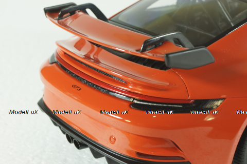 Porsche 911 (992) GT3 2021, orange, 117069000, Minichamps 1:18