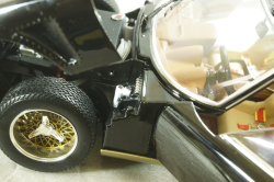 Lamborghini Miura SVR black/gold, 08319BKG, Kyosho 1:18