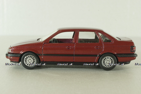 Volkswagen Passat (B3) 1988, Red, Schabak 1:43