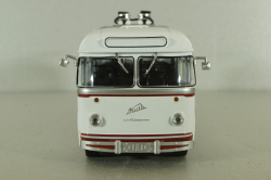 КТБ-4 (Киев-4) 1963, белый/красный, Советский автобус 1:43 Уценка!