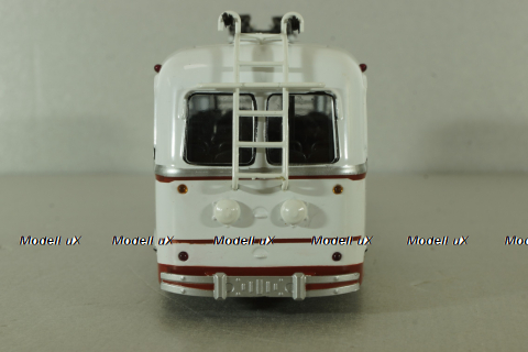КТБ-4 (Киев-4) 1963, белый/красный, Советский автобус 1:43 Уценка!