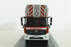Mercedes Atego DLK 23/12 Metz, Feuerwehr, TRF024S, IXO 1:43