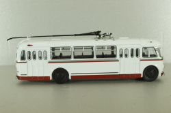 КТБ-4 (Киев-4) 1963, белый/красный, Советский автобус 1:43 Уценка!