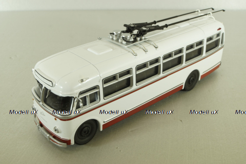 КТБ-4 (Киев-4) 1963, белый/красный, Советский автобус 1:43 Уценка!