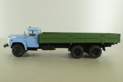 Зил-133ГЯ бортовой, голуб/зелен, 100275, АвтоИстория 1:43 Уценка!