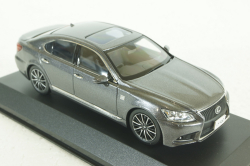 Lexus LS460 F Sport 2015 grey, 03659GR, Kyosho 1:43