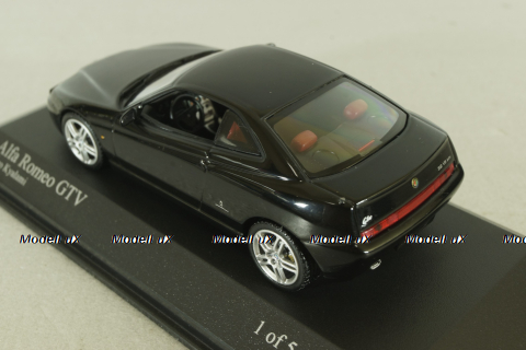 Alfa Romeo GTV Coupe 2003 black, 400120300, Minichamps 1:43