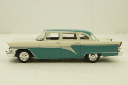 Газ-13 Чайка, двухцветная, Автолегенды СССР 1:43