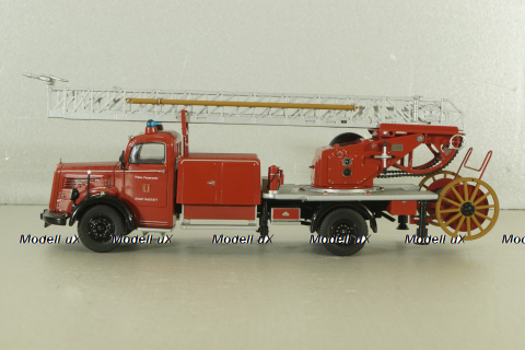 Mercedes L 6600  fire ladder 1951, blue,  03091, Schuco 1:43