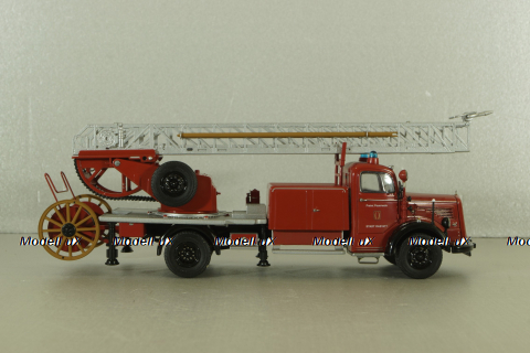 Mercedes L 6600  fire ladder 1951, blue,  03091, Schuco 1:43