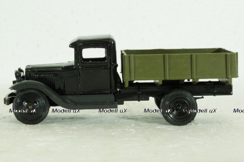 ГАЗ-АА, черный/хаки в коробке, з-д Двигатель 1:43 