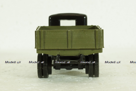 ГАЗ-АА, черный/хаки в коробке, з-д Двигатель 1:43 