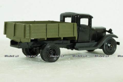 ГАЗ-АА, черный/хаки в коробке, з-д Двигатель 1:43 