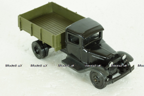 ГАЗ-АА, черный/хаки в коробке, з-д Двигатель 1:43 