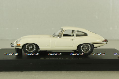 Jaguar E-Type Coupe 1961, white, 03062W, Kyosho 1:43