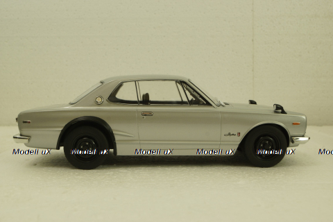 Nissan Skyline GT-R KPGC10, silver, T9-1800180, Triple9 1:18