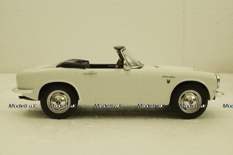 Honda S800 Convertible, white, T9-1800192, Triple9 1:18