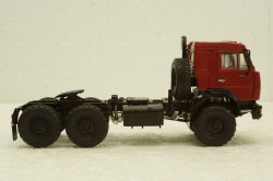 Камаз-44108 6х6 тягач, червоний, АвтоИстория 1:43