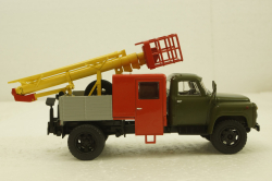 Газ-52 ТВГ-15 (52), хаки/красный/серый, АвтоИстория 1:43