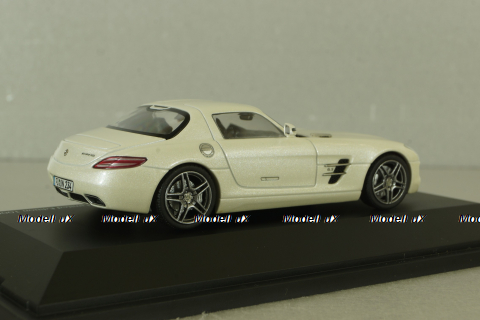 Mercedes SLS AMG (C197) 2010, white, 450741100, Schuco 1:43