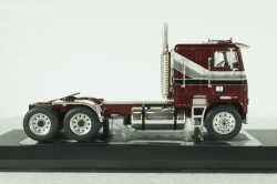 Freightliner FLA 1993 Dark Red, TR047, IXO 1:43