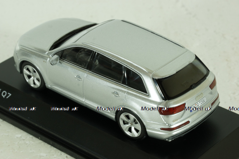 Audi Q7 S Line 2015, silver, 5011407613, Spark 1:43