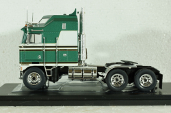 Kenworth K100 Aerodyne (1976), green, TR182, IXO 1:43