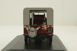 Land Rover 88 Fire Appliance, red, 188012 Oxford 1:43