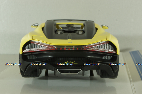 Bugatti W16 Mistral 2023, yellow, BU11051Y, Burago 1:18    