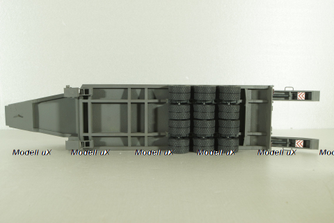 ЧМЗАП-9990 п/прицеп-тяжеловоз, серый, Modellux 1:43