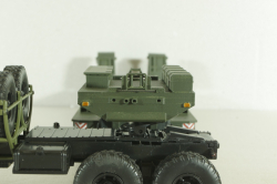 КВСЗ-5001.000 3-х осный п/прицеп-тяжеловоз, зеленый