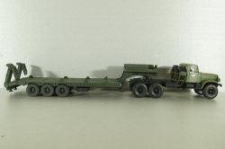 КВСЗ-5001.000 3-х осный п/прицеп-тяжеловоз, зеленый