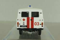 Уаз-452 медицинский, белый, Конверсия 1:43