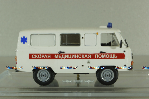 Уаз-452 медицинский, белый, Конверсия 1:43