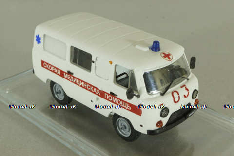 Уаз-452 медицинский, белый, Конверсия 1:43