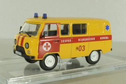 Уаз-452 медицинский, желтый, Конверсия 1:43