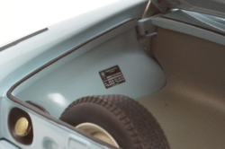 BMW 700 Sport Coupe 1959, cream, 70653, AutoArt 1:18