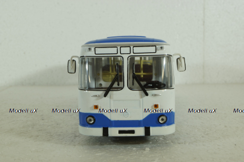ЛИАЗ-677М (бело-голубой), Советский Автобус 1:43