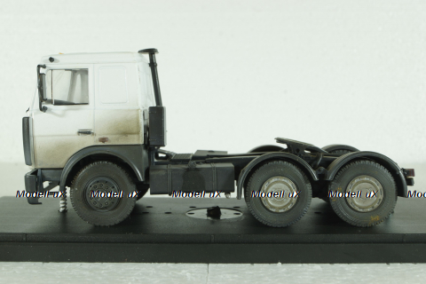 Маз-6422 тягач, Modellux 1:43
