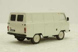 Уаз-3741 , белый Автолегенды СССР и Соцстран №197 1:43