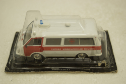 Раф-22031, Скорая помощь, белая, Автолегенды СССР 1:43