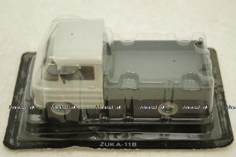 Zuk A-11B белый/серый, Автолегенды СССР 1:43