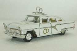 Газ-13 Чайка, С Днем свадьбы, Агат 1:43