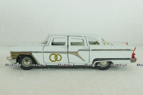 Газ-13 Чайка, С Днем Свадьбы, №2, Агат 1:43