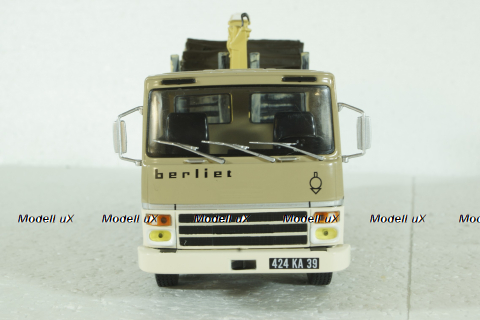 Berliet GR 280 TRUCK TRANSPORT DE BOIS AVEC GRU, Berliet Collection, Hachette 1:43