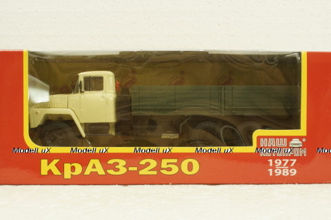 Краз-250 борт бежевый/зеленый 1977, Н204, Наш Автопром 1:43