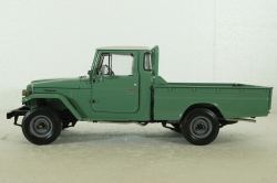 Toyota Land Cruiser 40 Pick Up, green, KYO8958FG, Kyosho 1:18