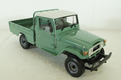 Toyota Land Cruiser 40 Pick Up, green, KYO8958FG, Kyosho 1:18