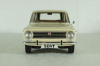 Seat 124 Familiar, 1968 cream white, T9-1800225, Triple9 1:18